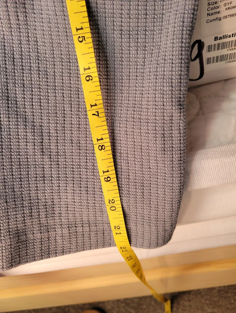 Banana Republic Waffle Knit Full Button Polo Shirt Mens Small